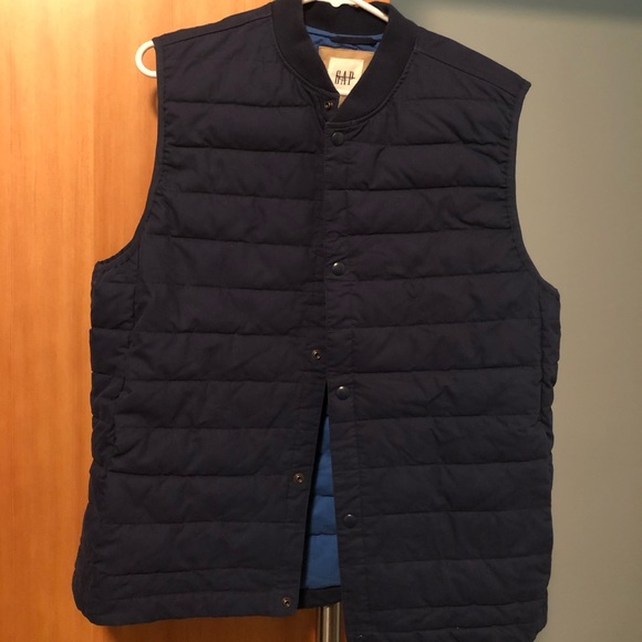 Gap Vest - Picture 1 of 2